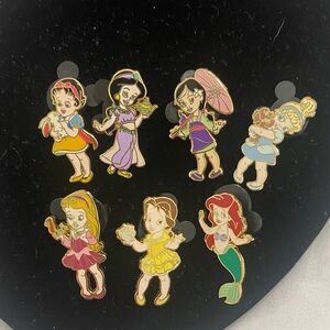 Disney 7 Pin Set Baby Cuties Princess